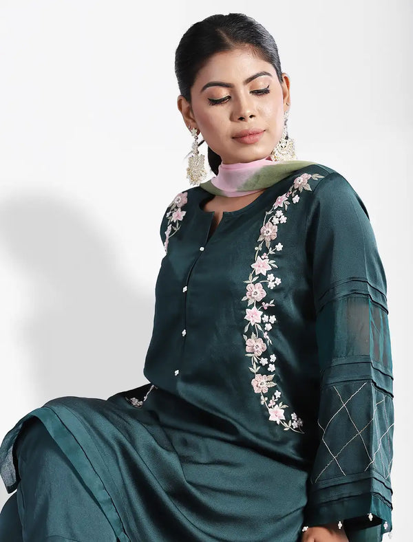 3d Embroidered Kameez - Blucheez
