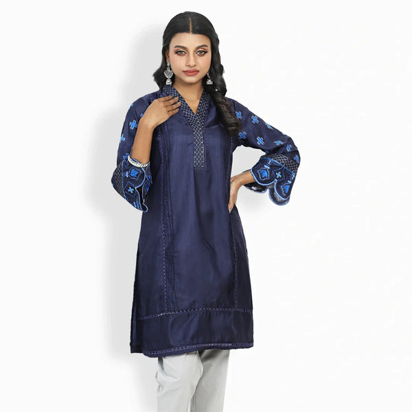 Regular Fit Embroidered Kameez