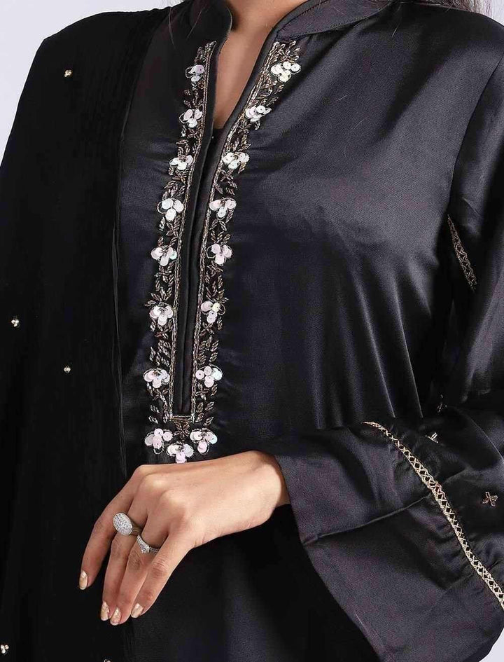 Exclusive Kameez with Zardozi Work - Blucheez