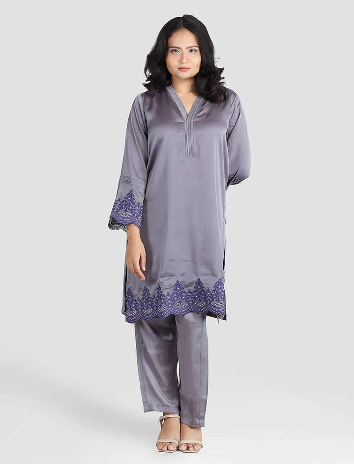 Regular Fit Embroidered Kameez - Blucheez