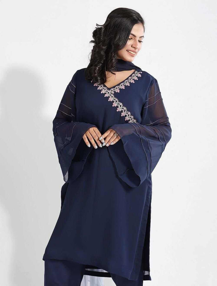 Zardozi Worked Kurti With V Neck - Blucheez