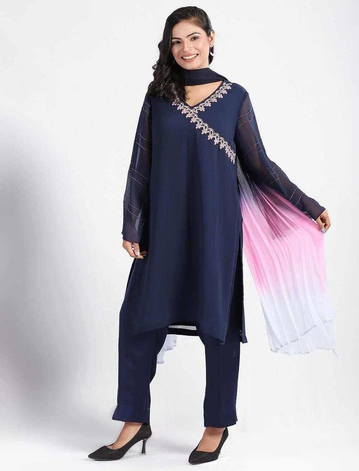 Zardozi Worked Kurti With V Neck - Blucheez